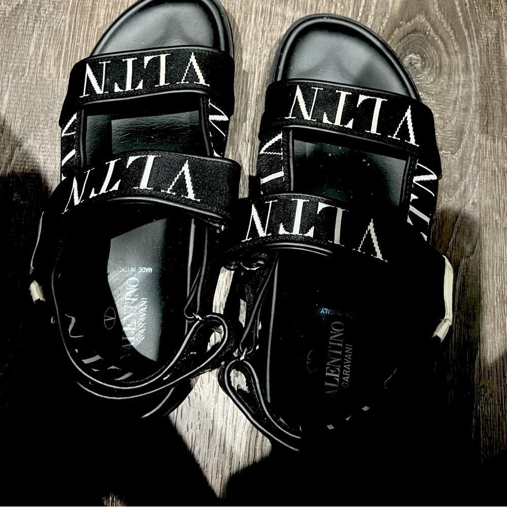 Valentino slides